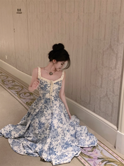 Französisches florales Strapskleid