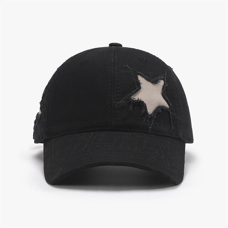 Gorra ajustable con dobladillo sin rematar y estrella