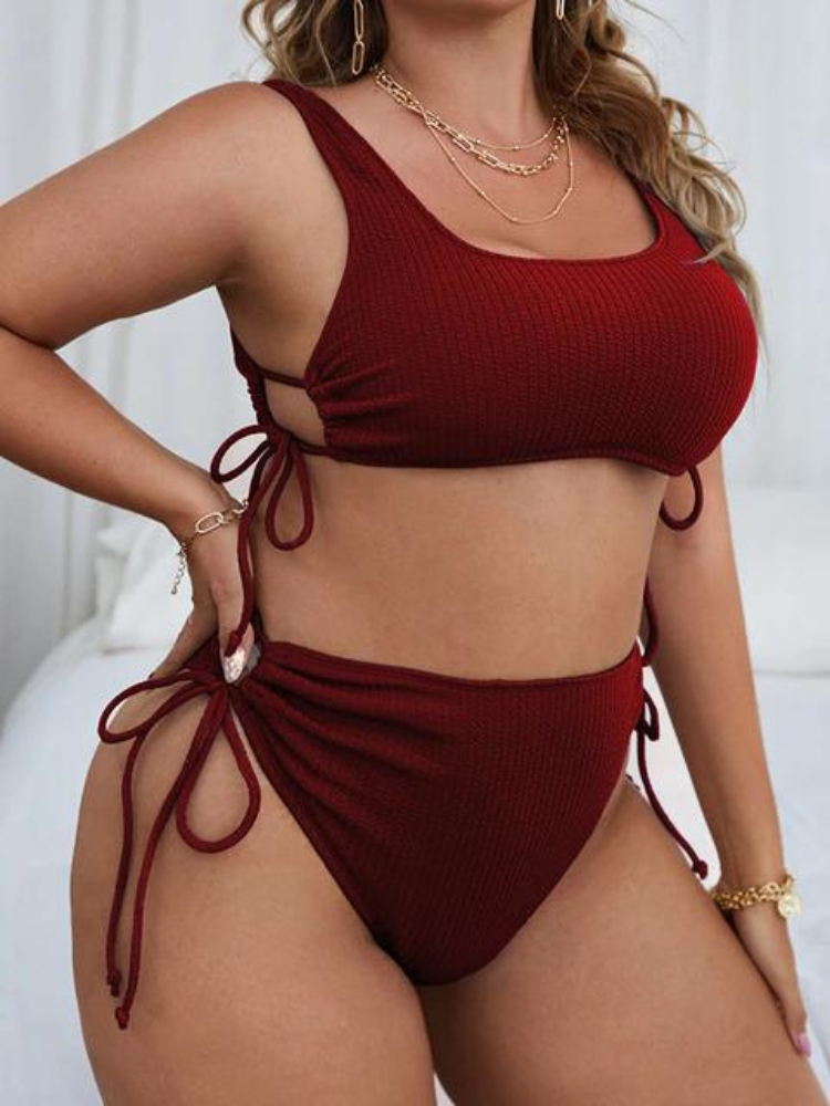 Das gebundene zweiteilige Bikini-Set