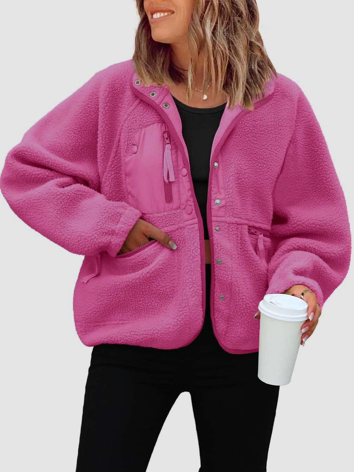 Sherpa-Jacke mit Druckknöpfen und Taschen