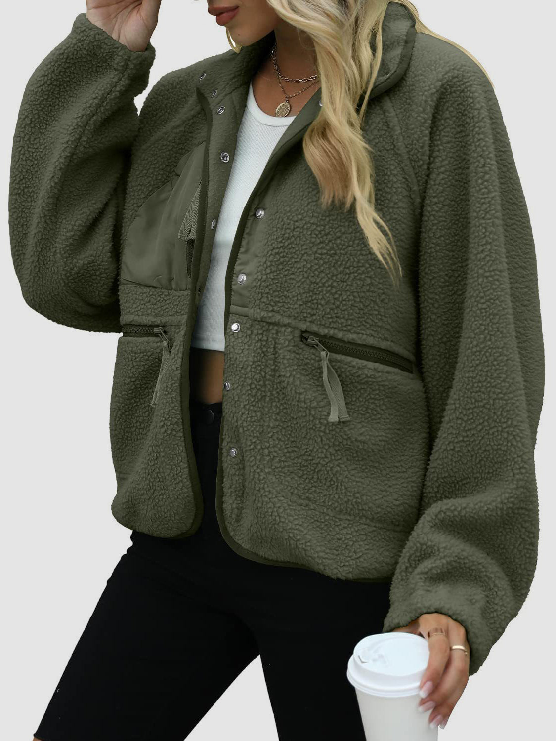 Sherpa-Jacke mit Druckknöpfen und Taschen