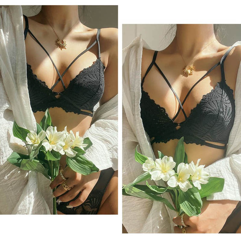 Fancy Embroidery Wire-Free Bralette And Panty Set