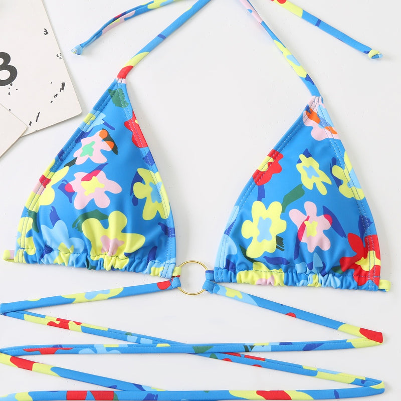 Bikini-Badeanzug-Set mit Blumenmuster, ausgehöhlt und gekreuzten Schnüren