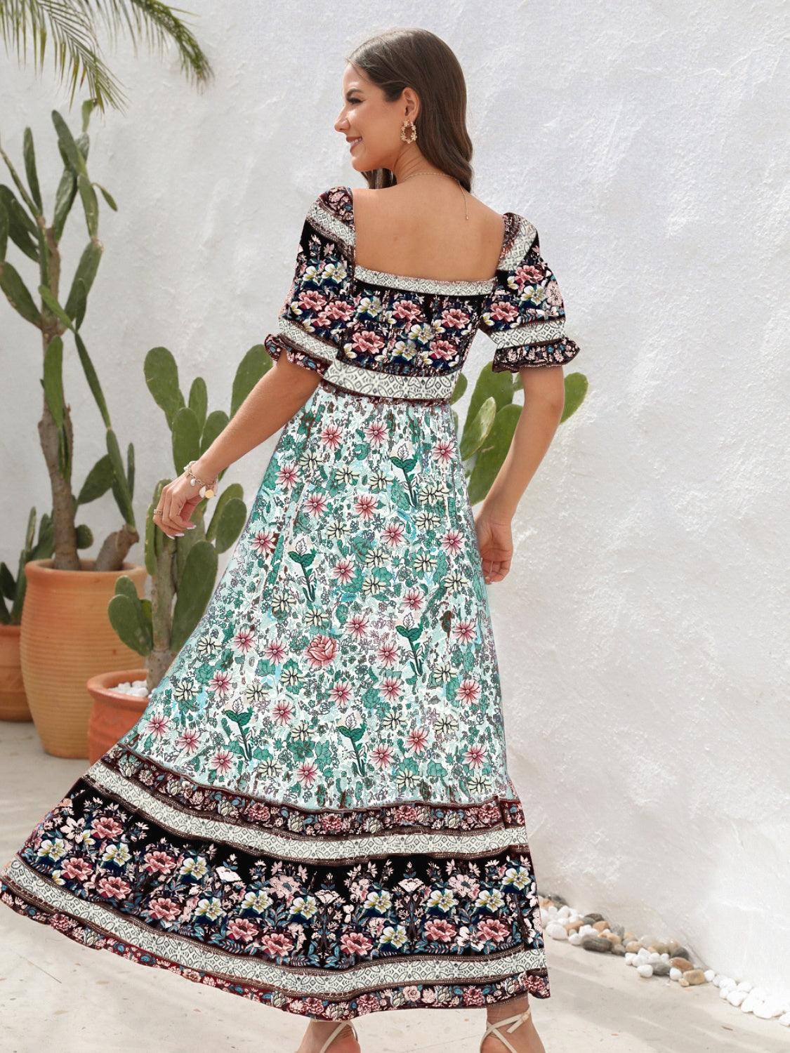 Vestido midi con mangas con volantes y estampado floral