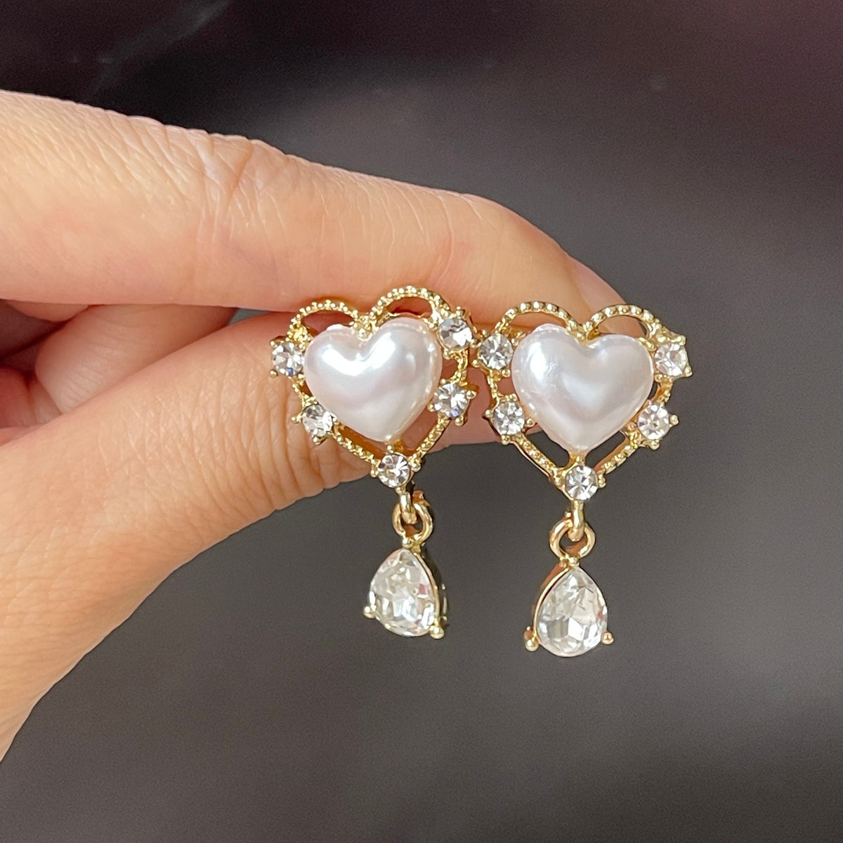 Romantic Pearl Heart Teardrop Earrings