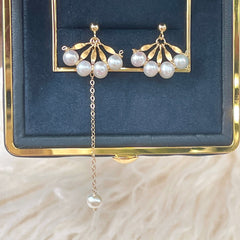 Pendientes en forma de abanico desiguales