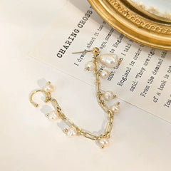 Pendientes de cadena colgantes de oro con perlas de agua dulce hechos a mano