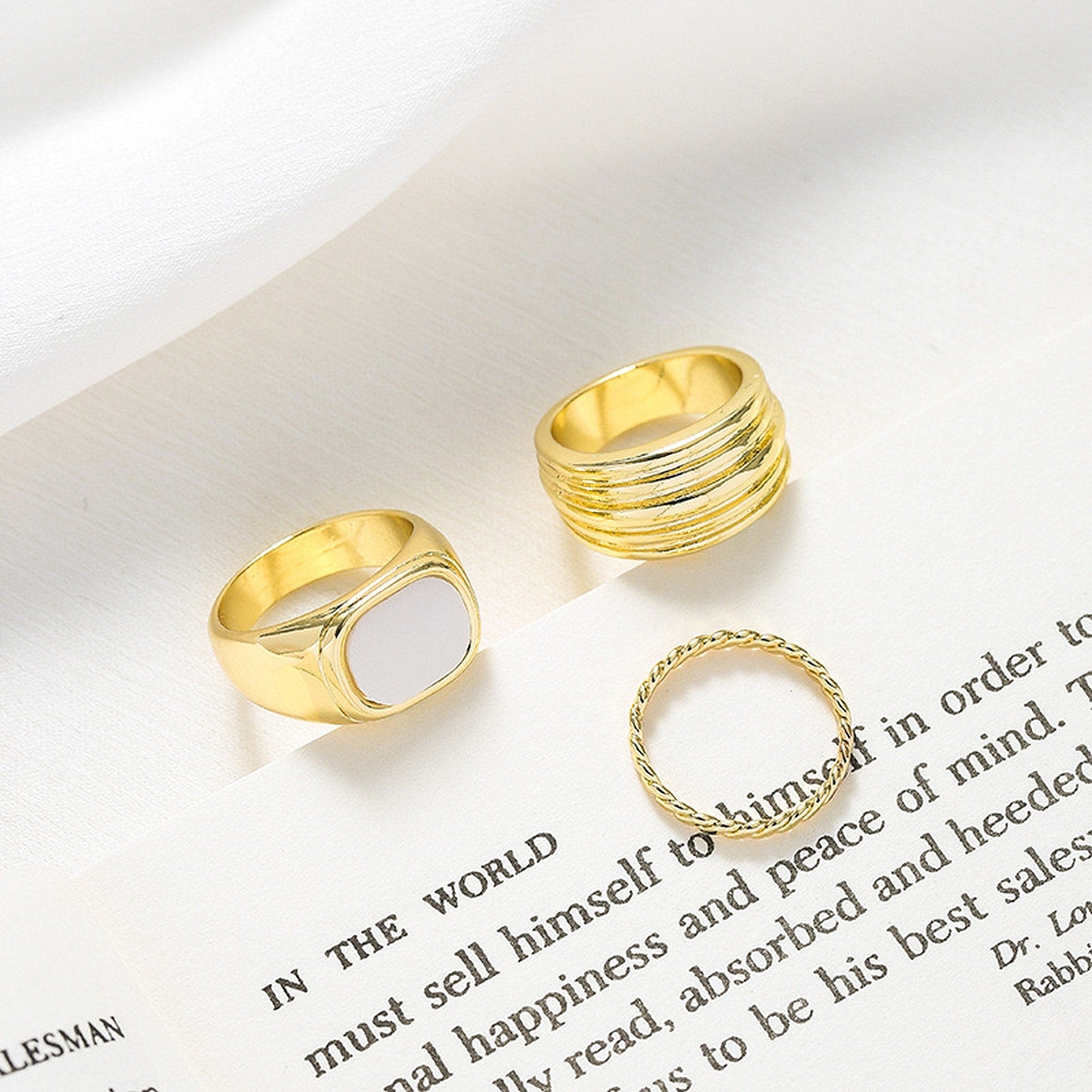 Chic Chunky Gold Vine Twist Ring Set