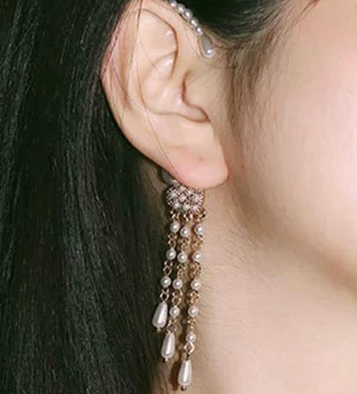 Dainty No piercing Pearl Ear Wrap