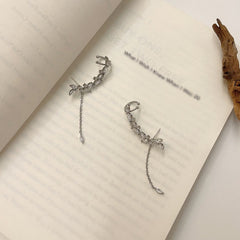 Silberner Manschetten-Kletterer mit Efeuranken