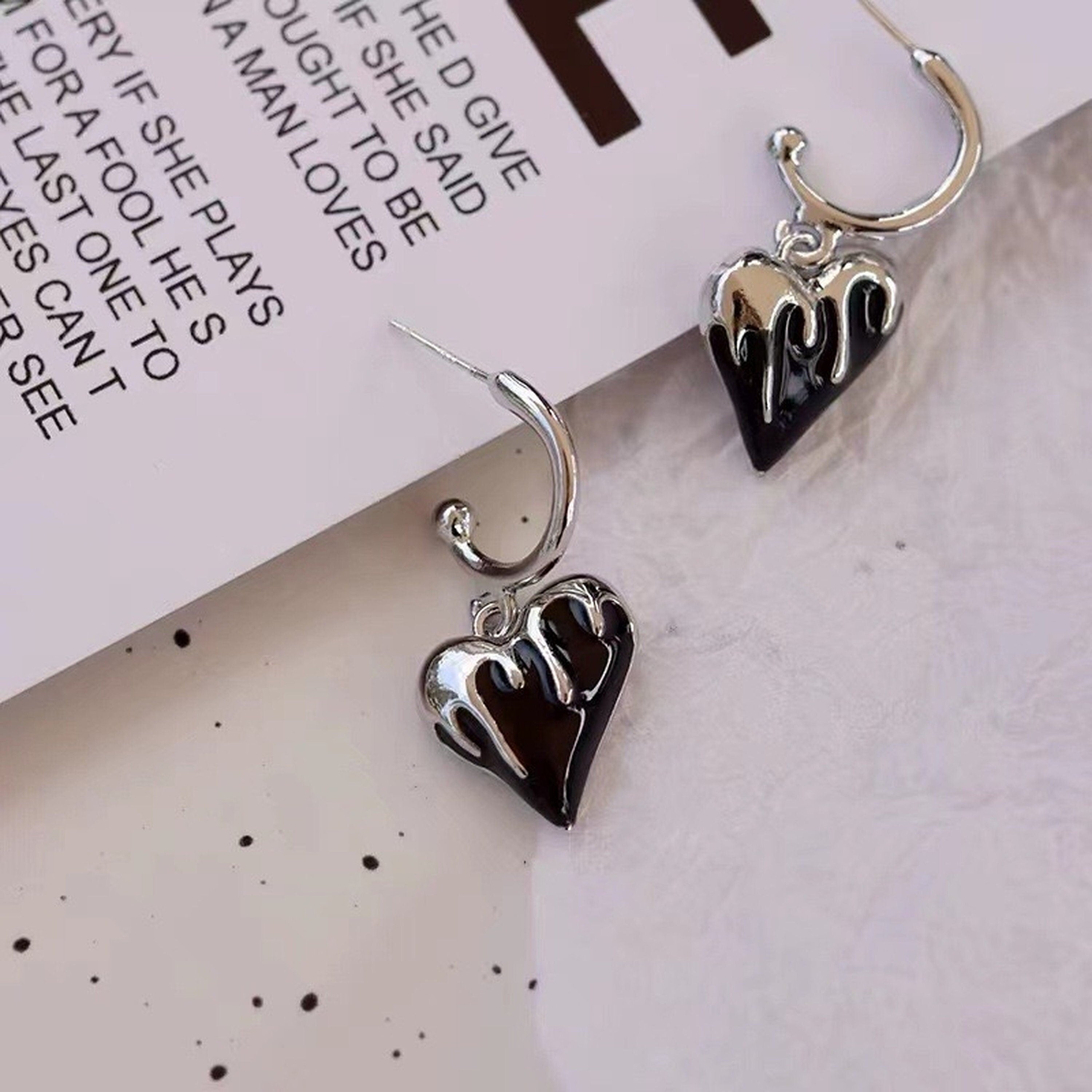 Cyberpunk Black Melting Heart Dangle Earrings