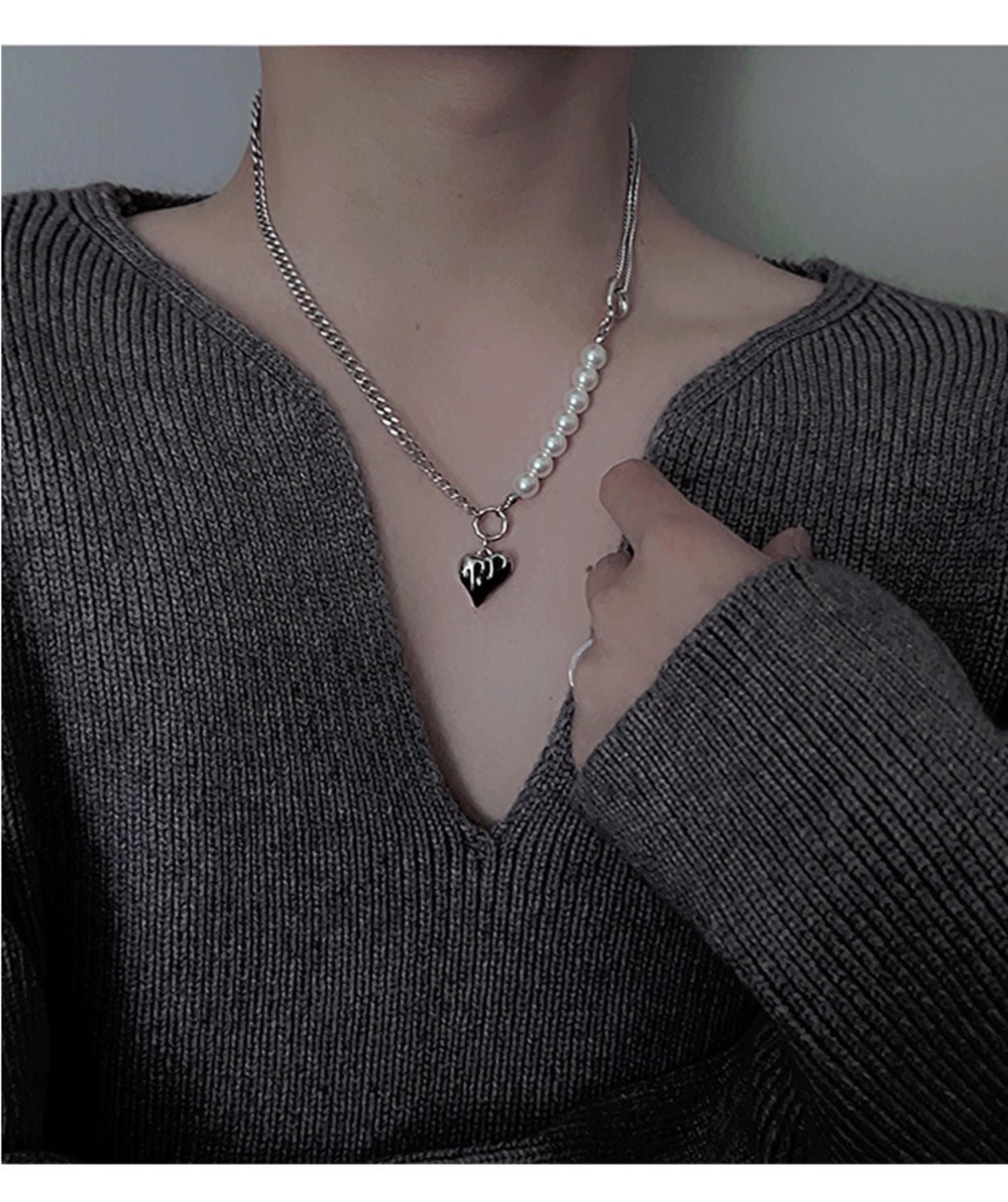 Cyberpunk Black Melting Heart Pendant Necklace