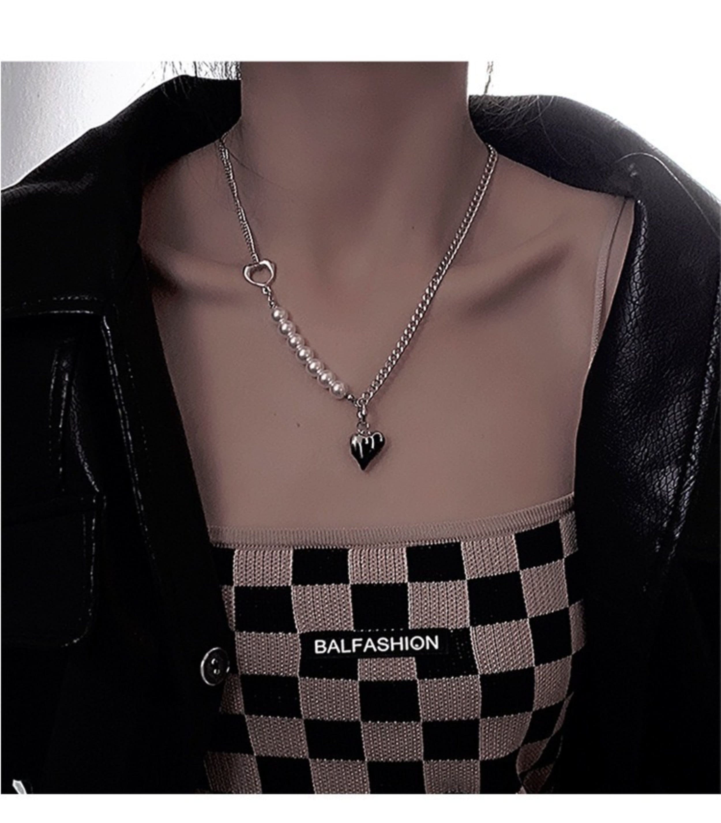 Cyberpunk Black Melting Heart Pendant Necklace