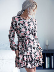 Short skirt women autumn and winter outer wearing long -sleeved dress