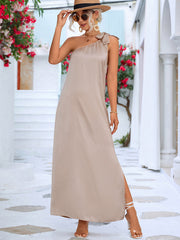 Sexy Elegant Slanted Shoulder Strap Dress
