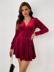 sexy v-neck long-sleeved velvet party dress with waist and large skirt