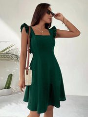 pastoral style suspenders, sweet short skirt, temperament commuting holiday beach dress