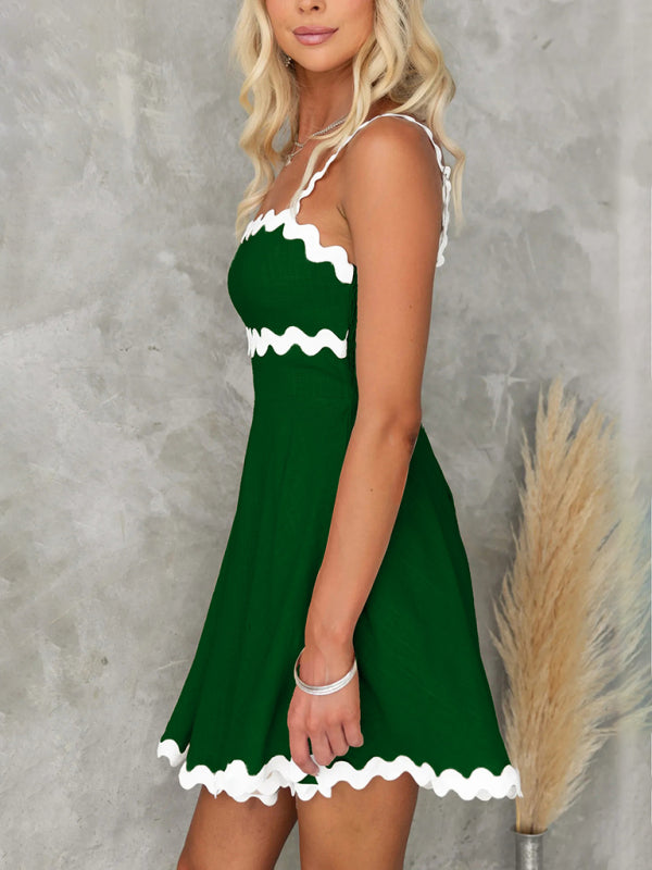 fresh and sweet solid color sexy suspender short dress