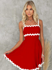fresh and sweet solid color sexy suspender short dress