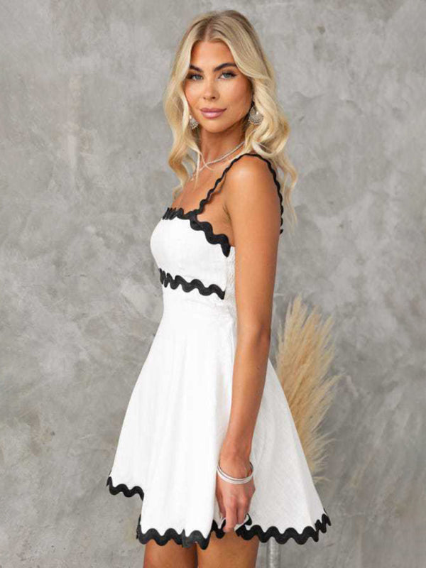 fresh and sweet solid color sexy suspender short dress