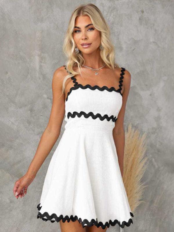 fresh and sweet solid color sexy suspender short dress