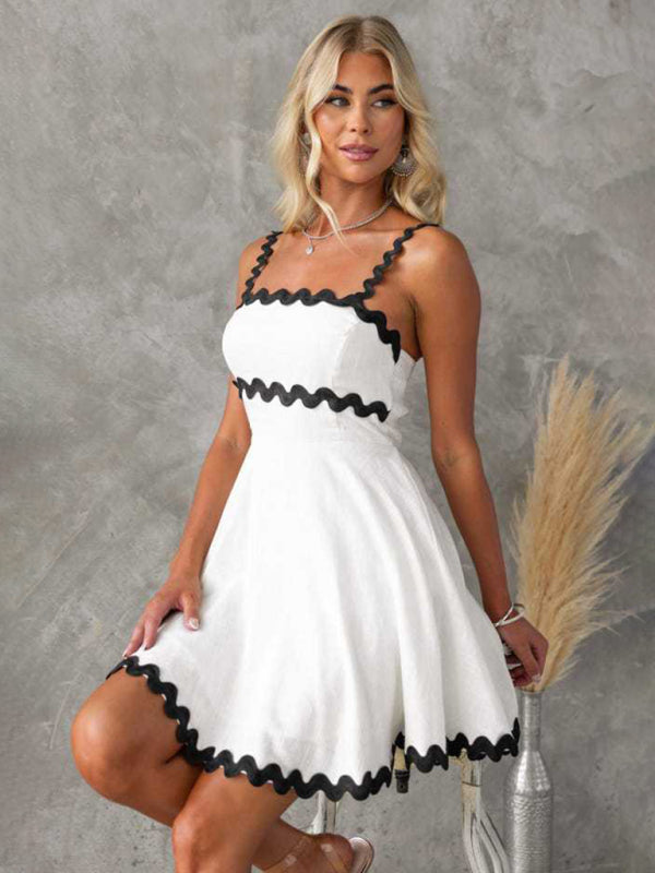 fresh and sweet solid color sexy suspender short dress