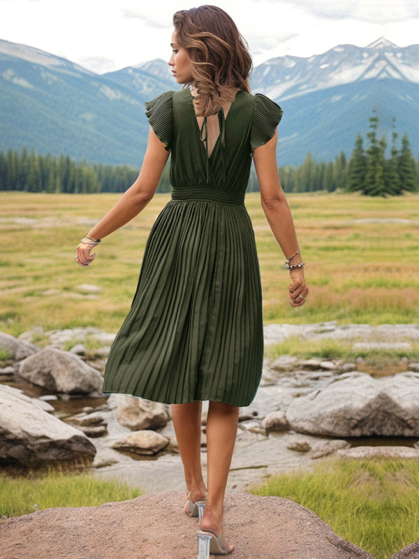 style simple temperament V-neck high-waisted pleated dress