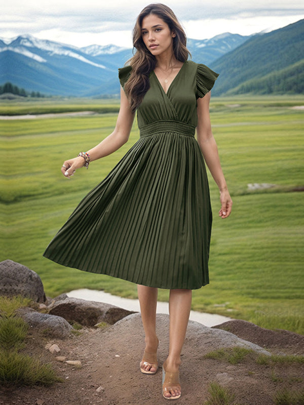 style simple temperament V-neck high-waisted pleated dress