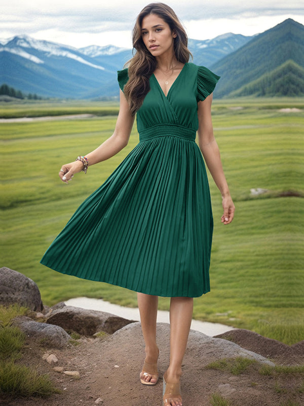 style simple temperament V-neck high-waisted pleated dress