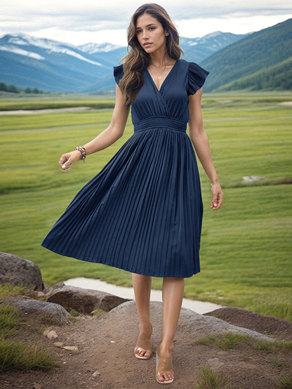 style simple temperament V-neck high-waisted pleated dress