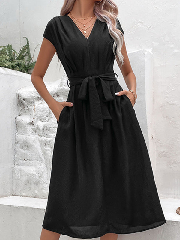 style strappy v-neck black dress