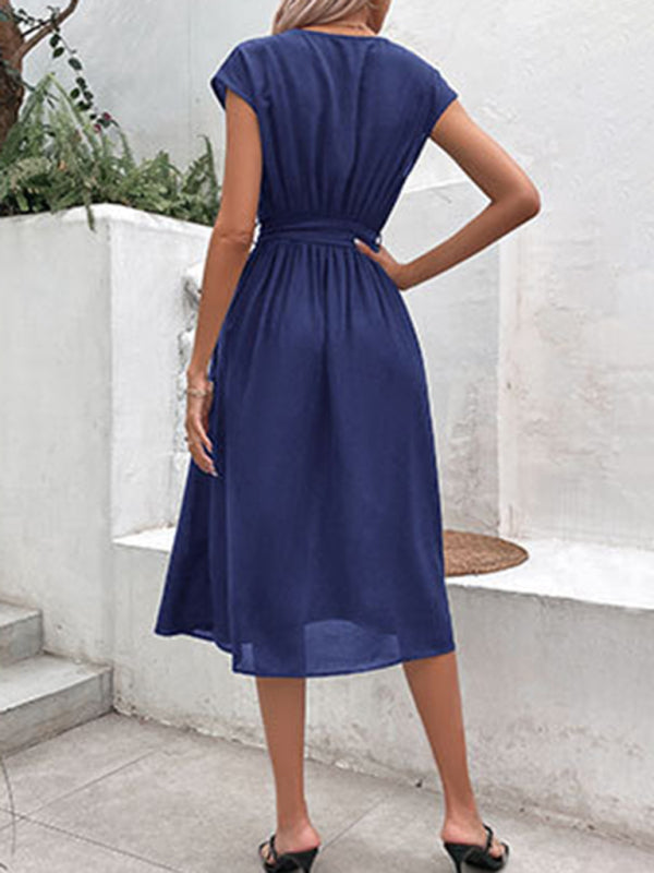style strappy v-neck black dress