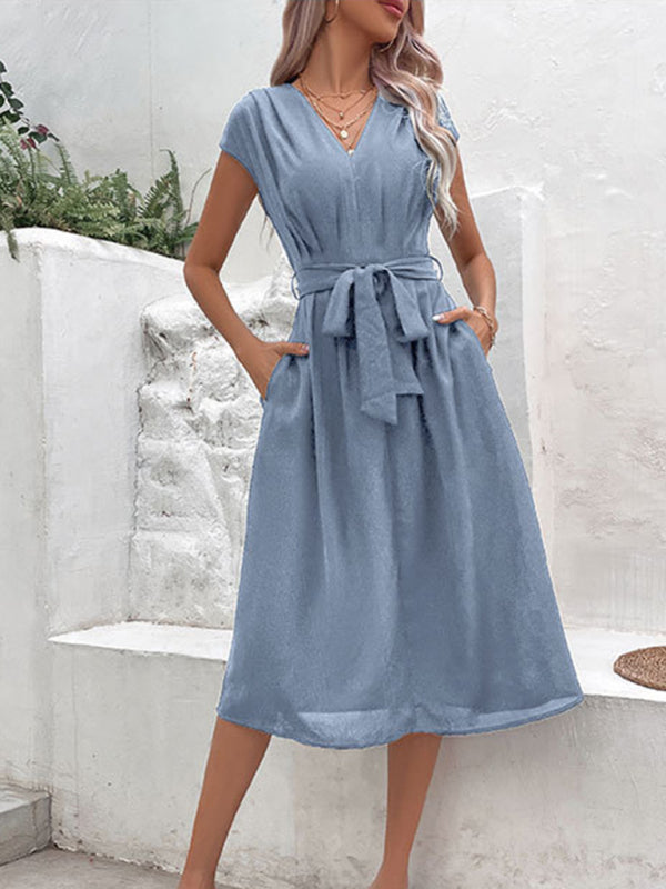 style strappy v-neck black dress