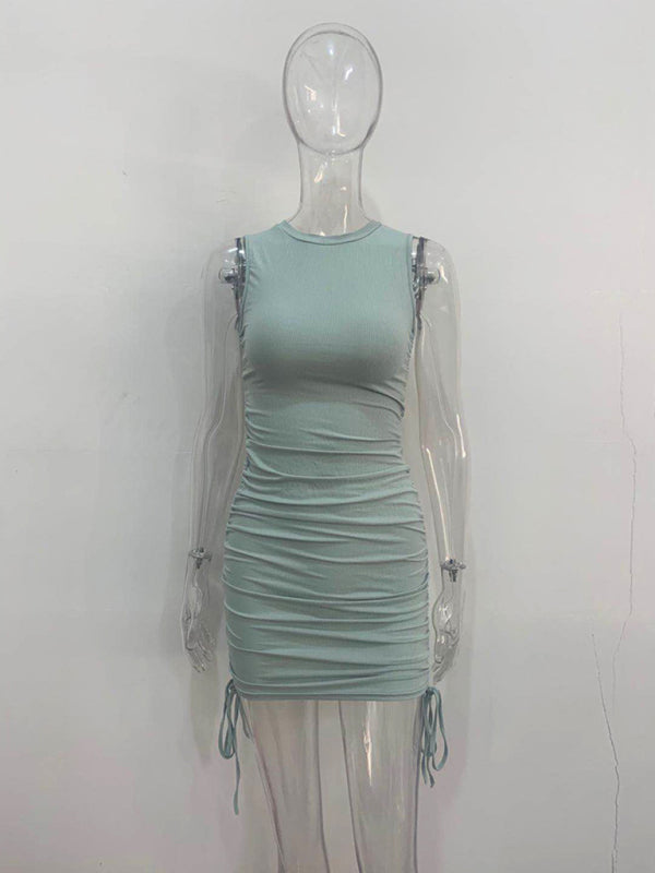 slim fit hip-hugging vest dress