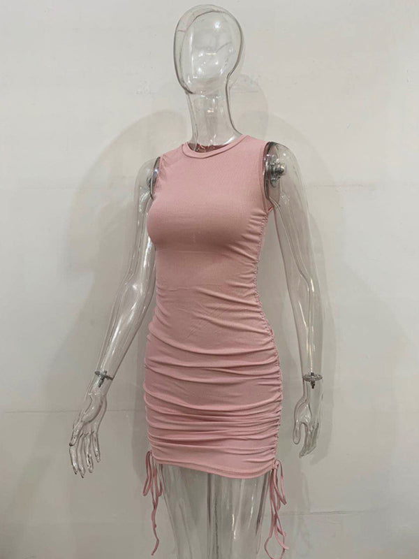slim fit hip-hugging vest dress