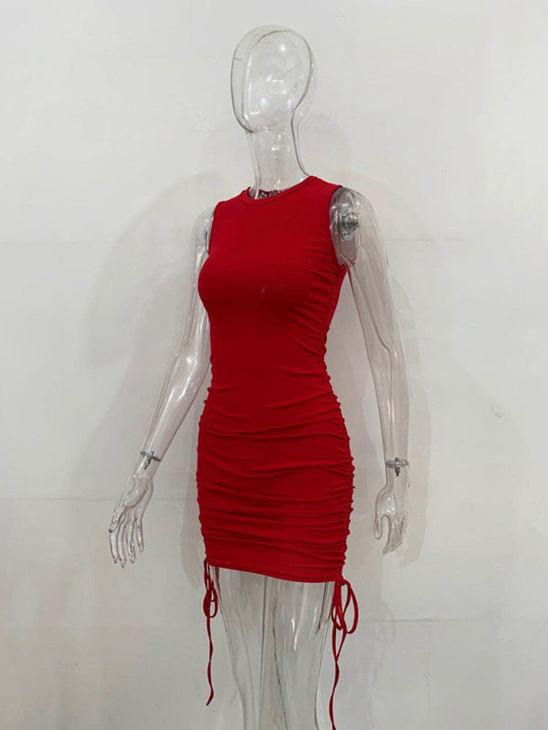 slim fit hip-hugging vest dress