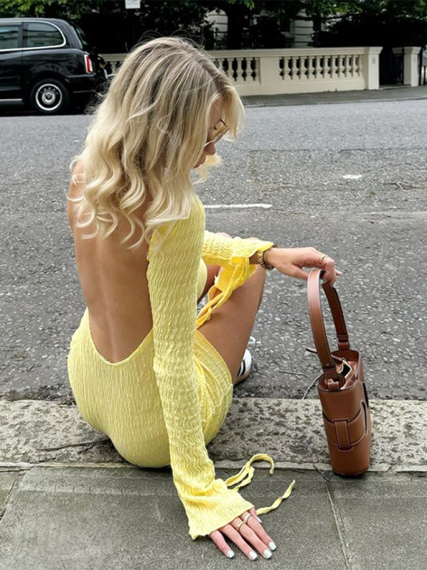 simple round neck long sleeve hot girl sexy big back tight hip dress