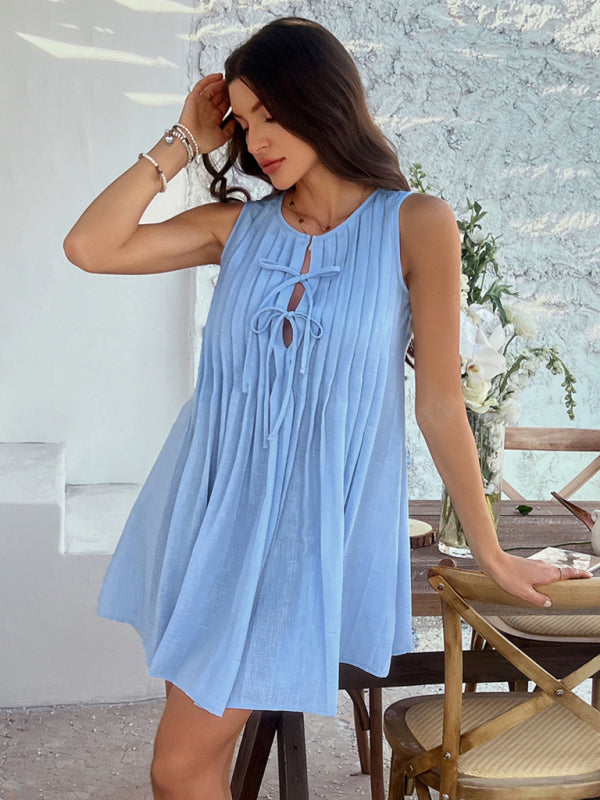 Casual holiday style solid color lace up pleated sleeveless dress