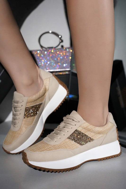 JACINTHIA-Plataforma, Zapatillas