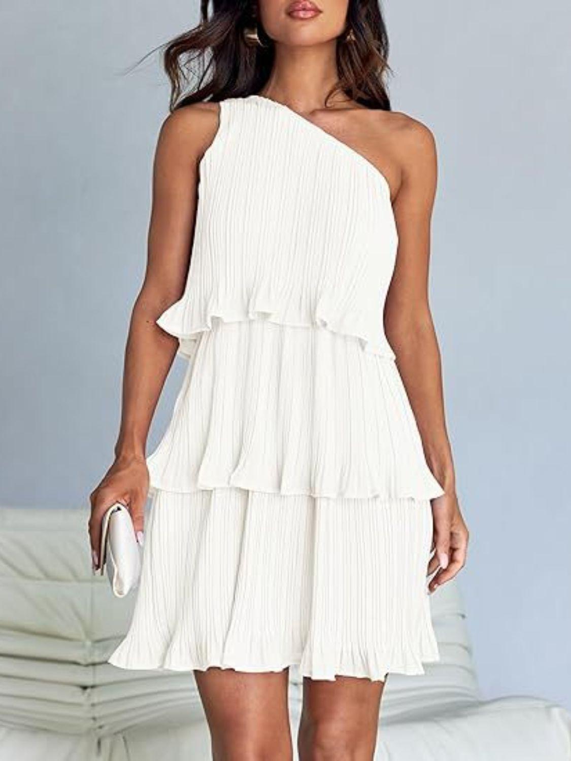 Vestido mini con un solo hombro y capas