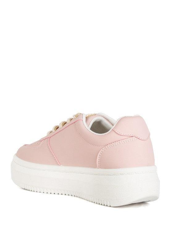Zapatillas Monigue de piel sintética con detalle de punto de cruz