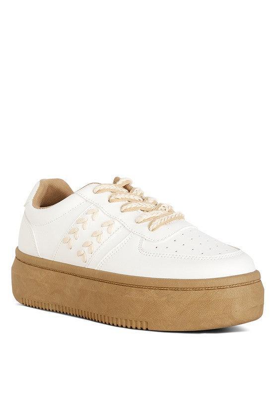 Zapatillas Monigue de piel sintética con detalle de punto de cruz