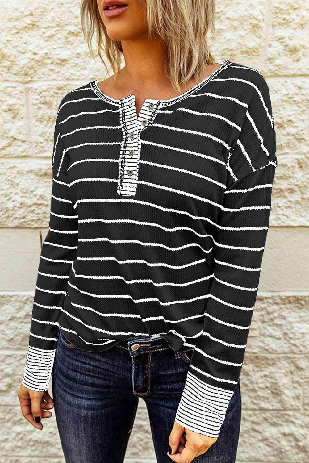 Top Henley de manga larga con punto gofre a rayas