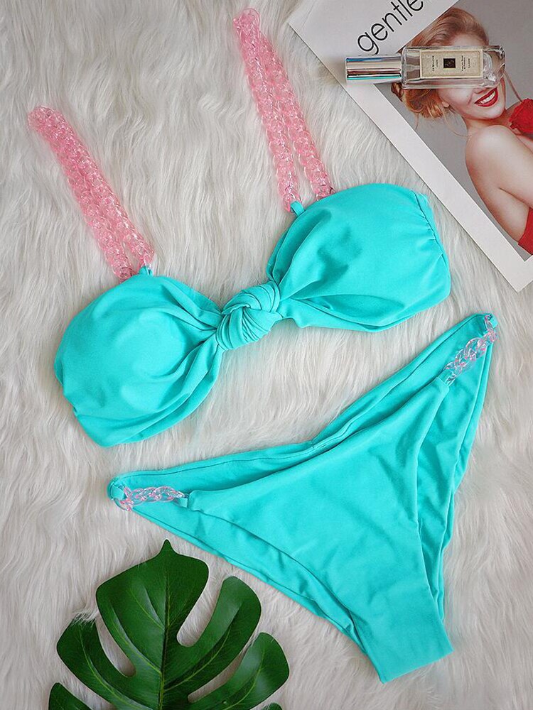 Das zweiteilige Candy Chain-Bikini-Set