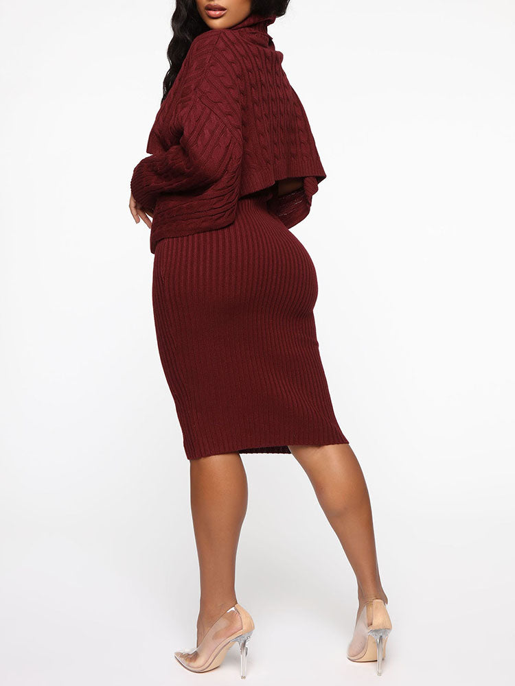 Set aus gestricktem Rollkragenpullover und Tank-Kleid