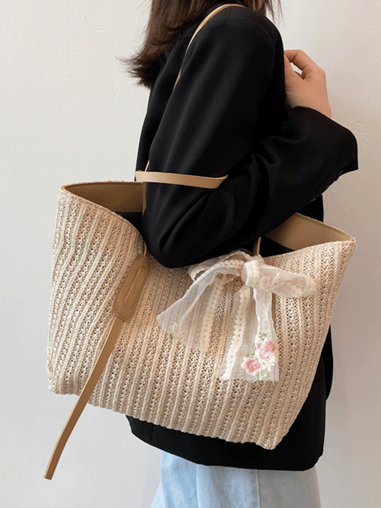 Bow Straw Tote Bag