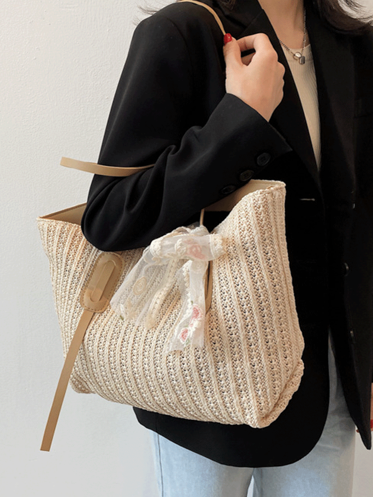 Bow Straw Tote Bag