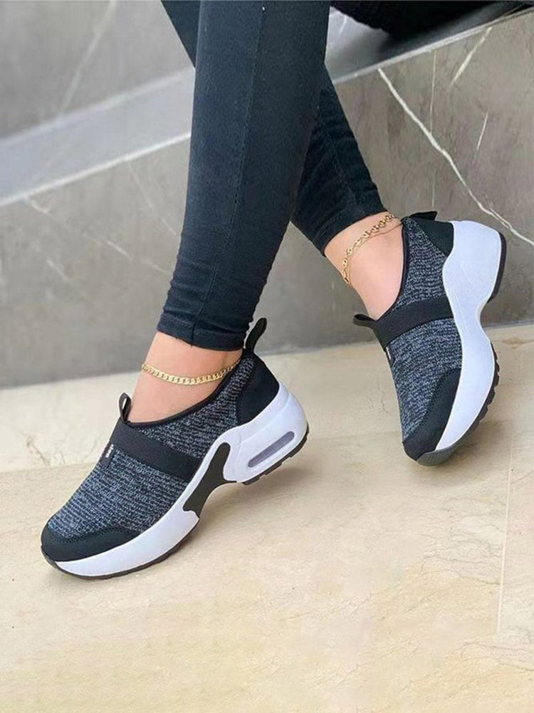 Breathable Casual Flyweaving Sneakers