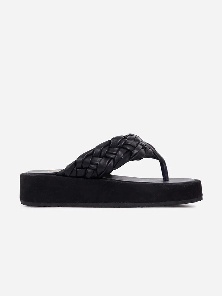 Lässige geflochtene Flip-Flops-Sandalen