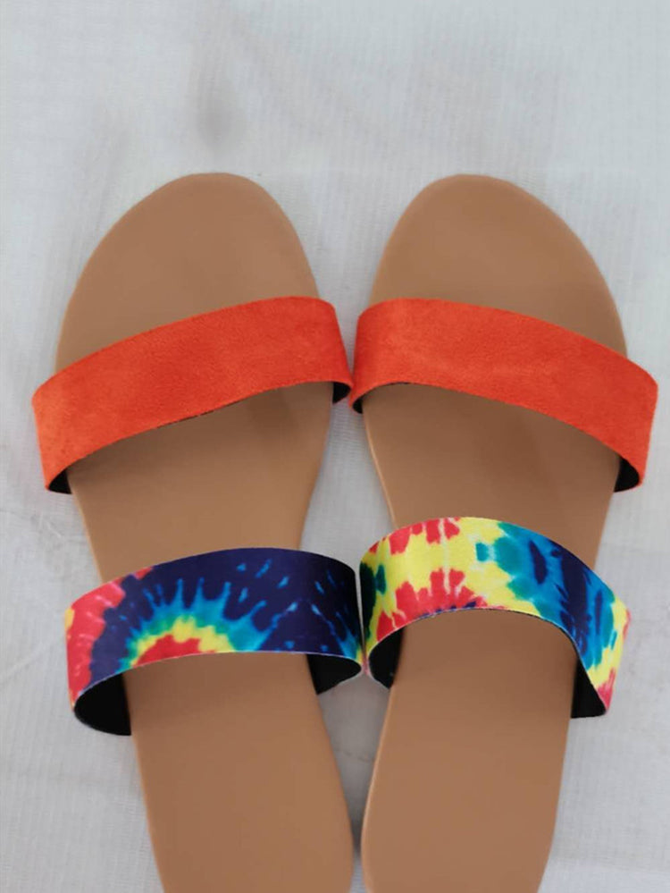 Sandalias planas con estampado casual